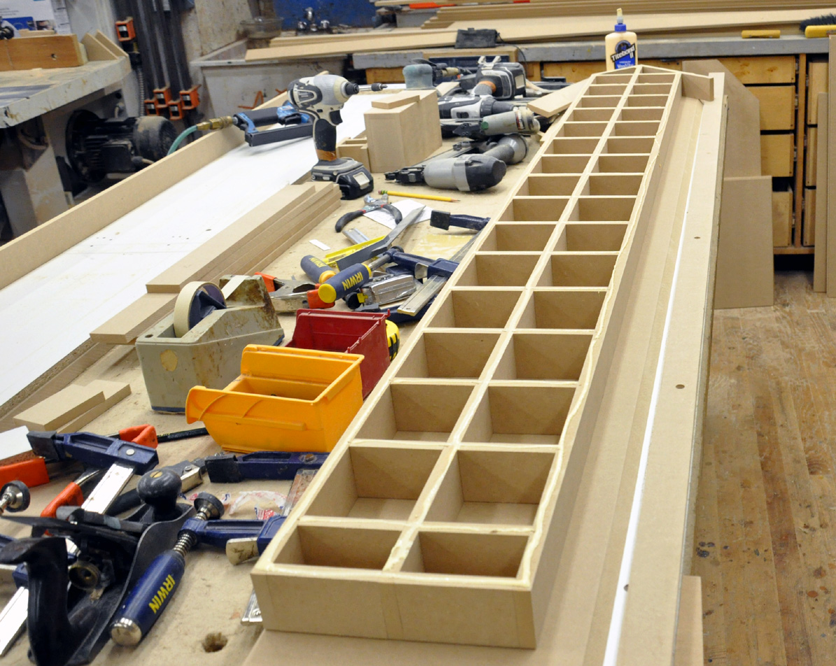 Dorset Custom Furniture A Woodworkers Photo Journal torsion box shelves