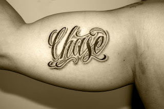 tattoo lettering, tattooing