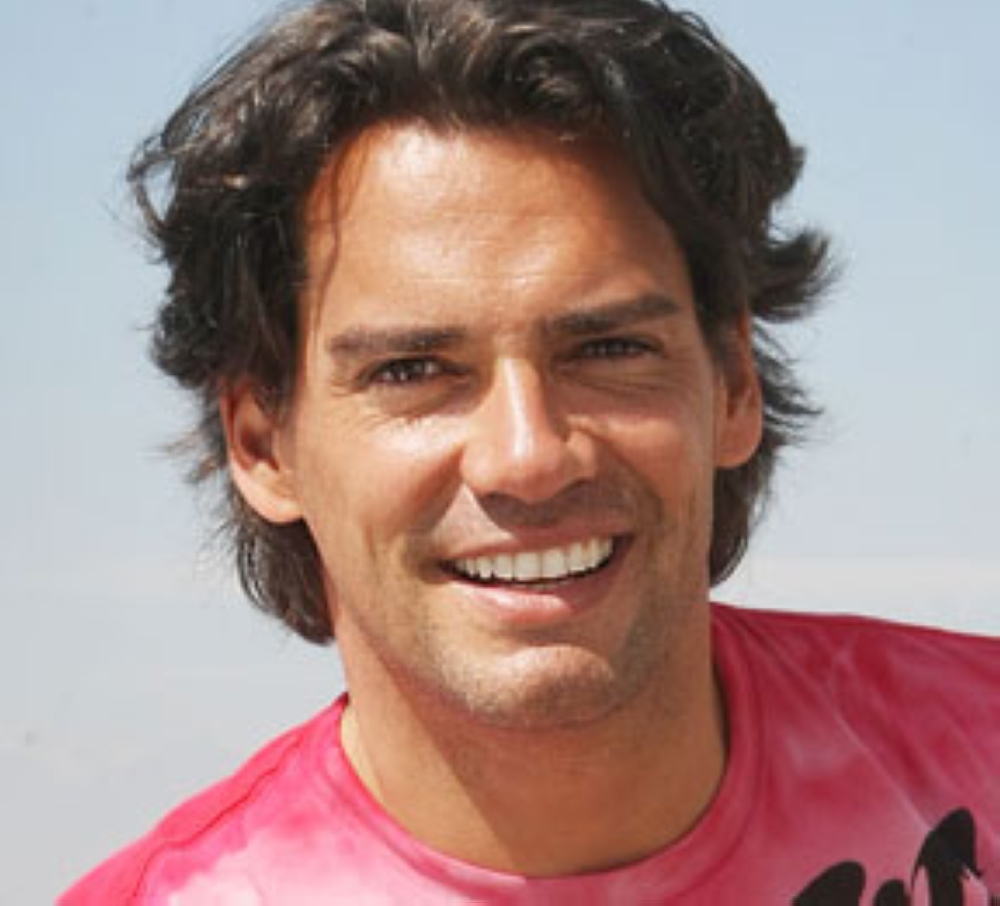 LOS MAS LINDOS DEL MUNDO: CRISTIAN DE LA FUENTE