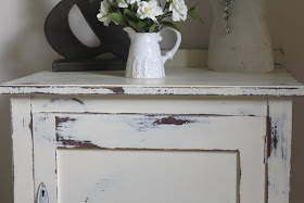 Lilyfield Life painted furniture shabby chippy vintage cabinet