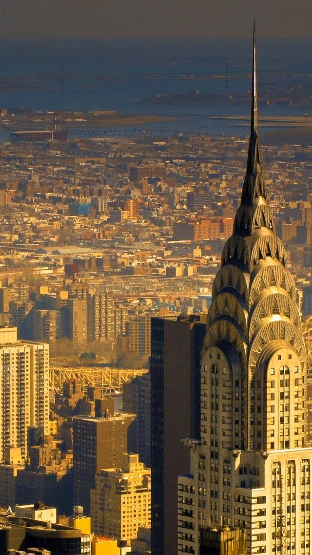 New York skyline, the Chrysler Building