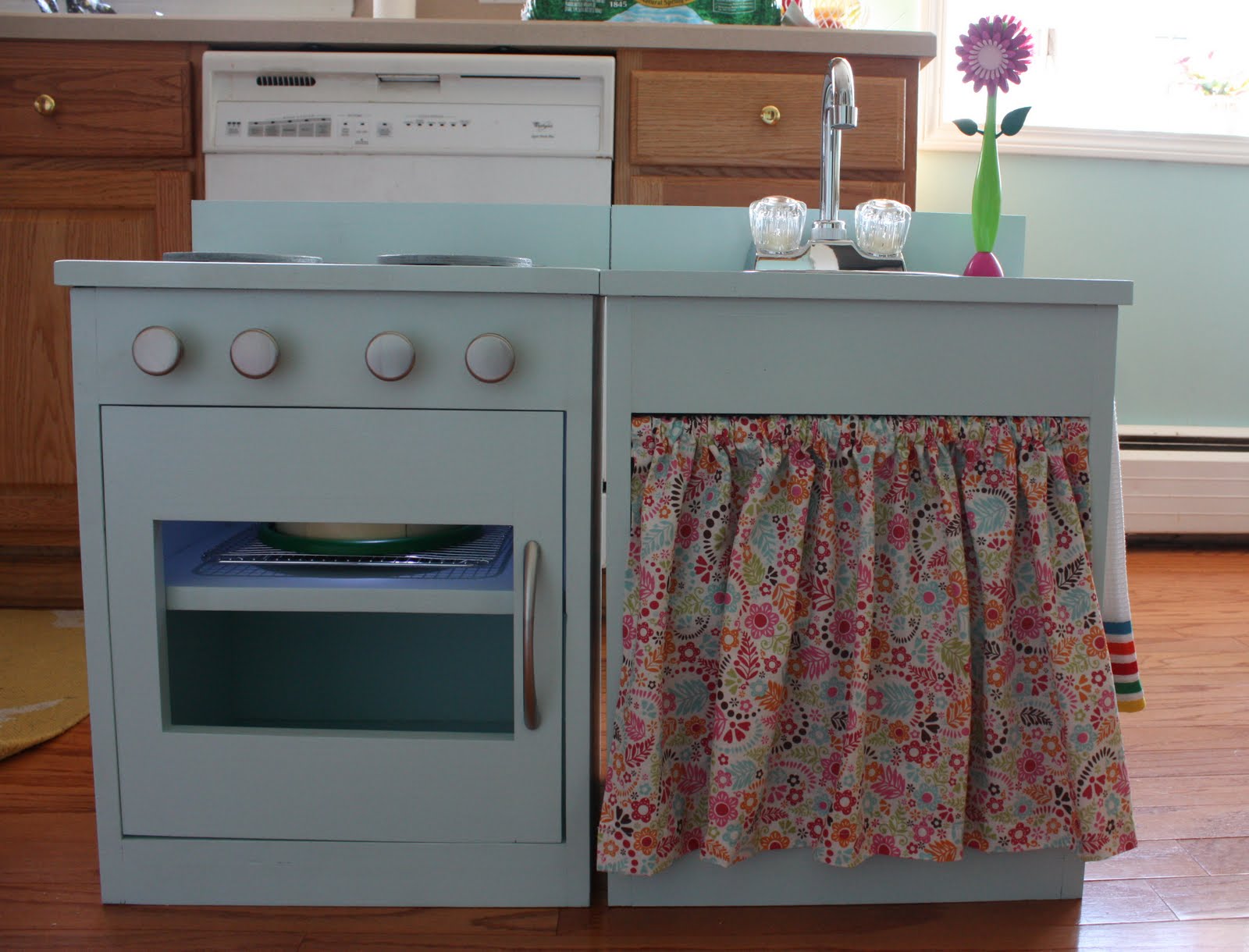 Sugar Bear Designs Chelsea's Play Kitchen