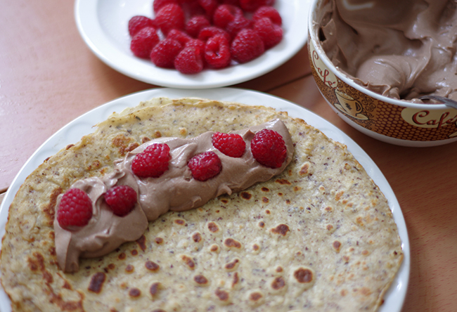 Chocolate Cream Cheese Raspberry Rolls recipe by Xenia Kuhn for www.fashionrolla.com Chocolate Cream Cheese Raspberry Rolls recipe by Xenia Kuhn for www.fashionrolla.com