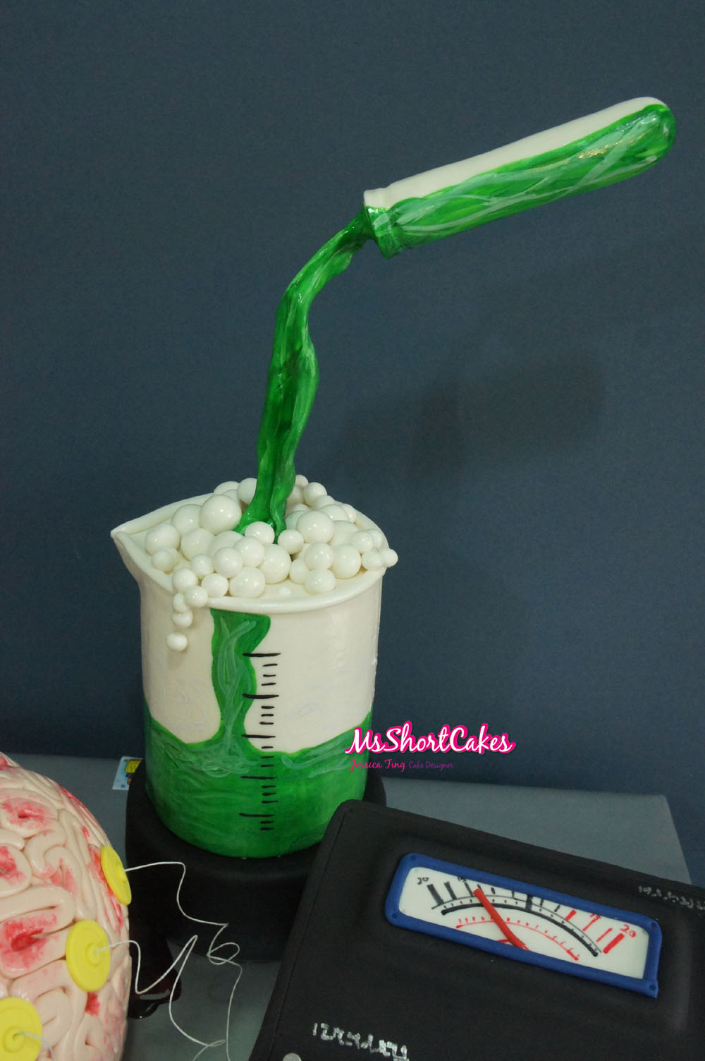 Science Beaker Birthday Cakes Science Beaker Birthday Cakes