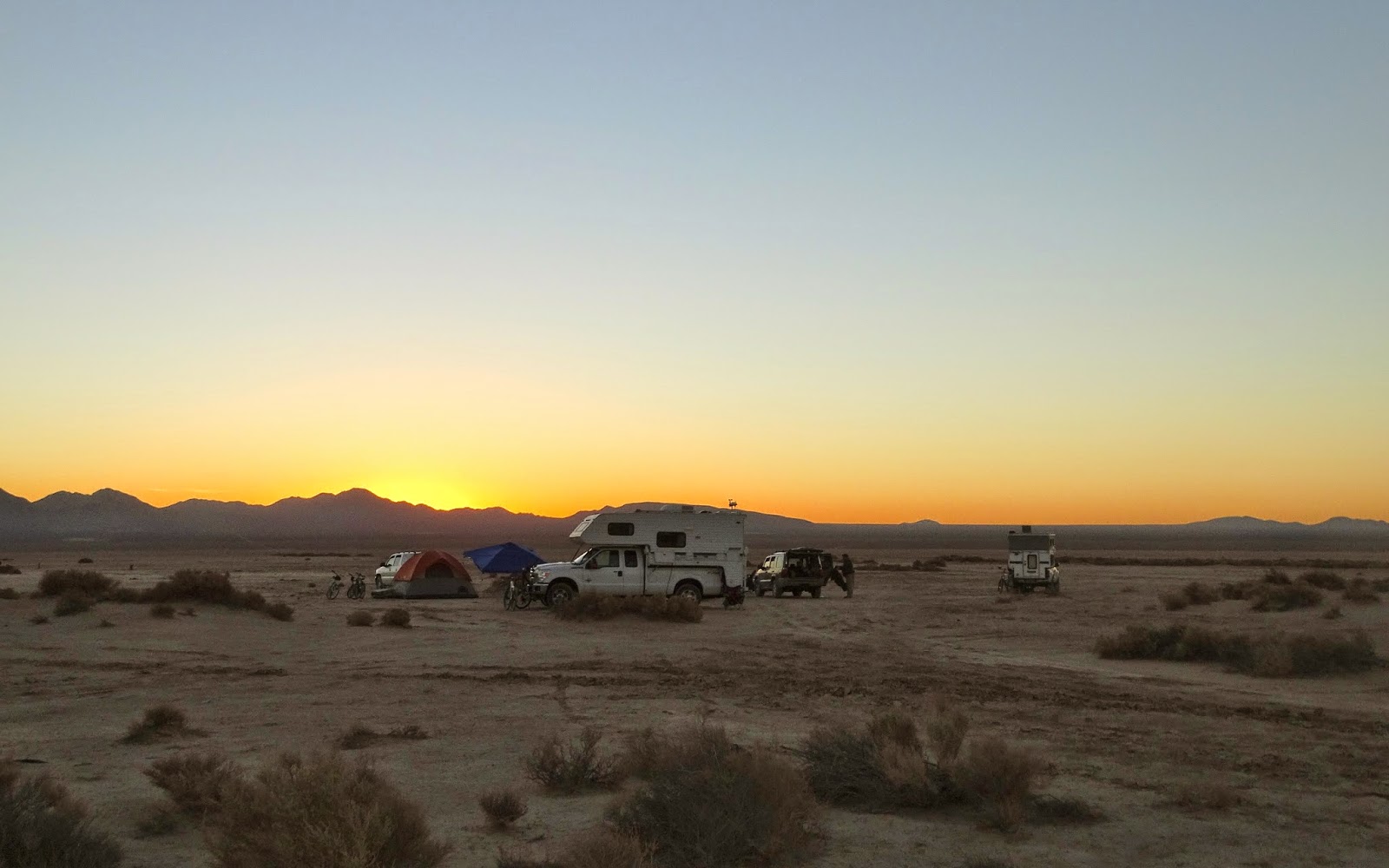 Our Four Wheel Camper Cuddeback Lake The Au Berg Meteorite Expedition
