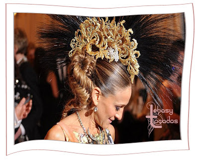 tocado Philip Treacy para Sarah-Jessica Parker en la Gala MET 2013 tocado Philip Treacy para Sarah-Jessica Parker en la Gala MET 2013