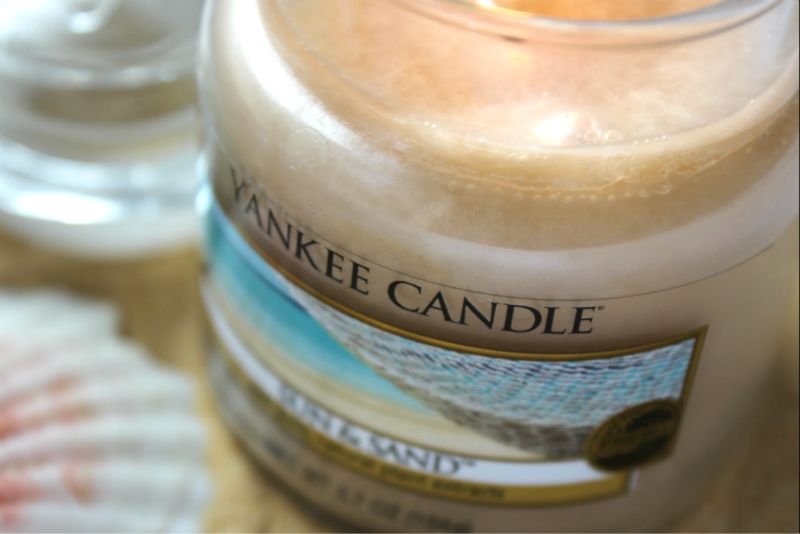 Yankee Sun and Sand The Sunday Girl