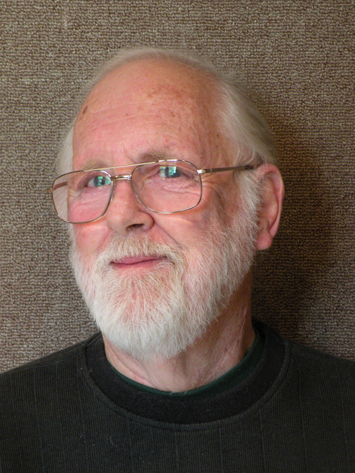 Renaissance Gallery Art Vernon Howell, Artist