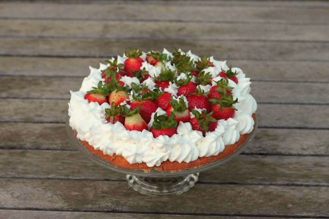 Tarta Breton Con Fresas
