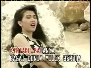 Biografi Poppy Mercury - Si Penyanyi Kenangan | Biografi Artis