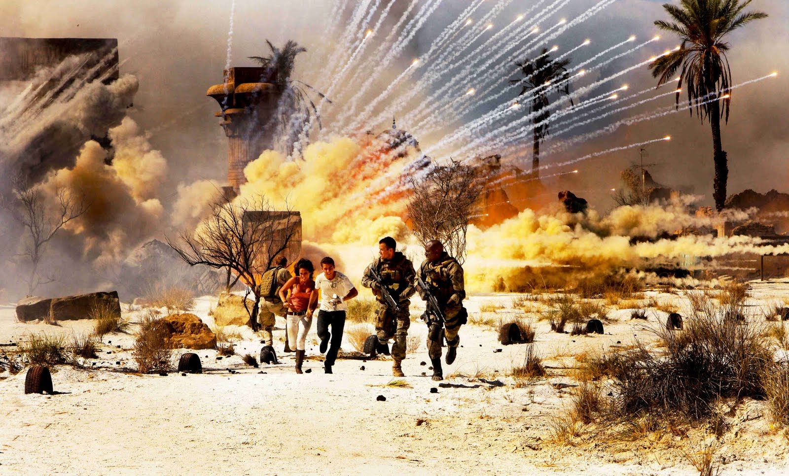 http://4.bp.blogspot.com/-l5qFykRlkU4/Th2zw0btf6I/AAAAAAAAAVA/FhFUPmfnGfk/s1600/transformers_2_explosion.jpg