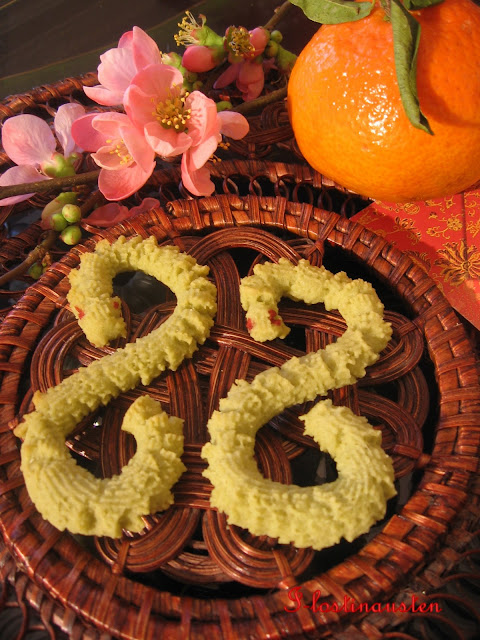 I-Lost in Austen: Matcha Dragon Cookies for Chinese New Year