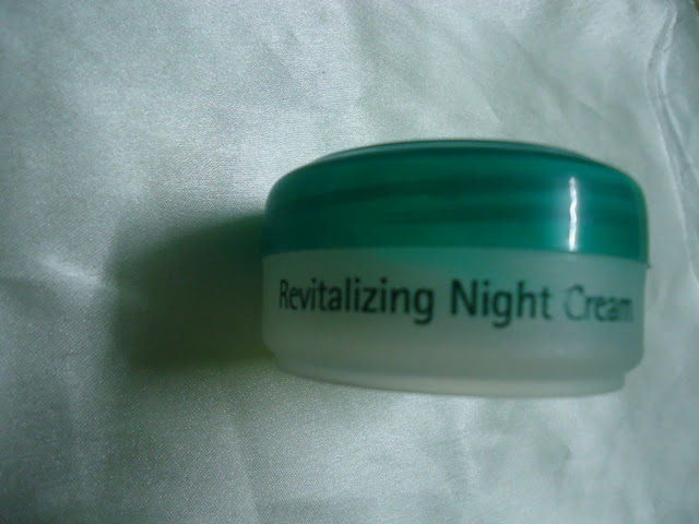Himalaya Revitalizing Night Cream Review