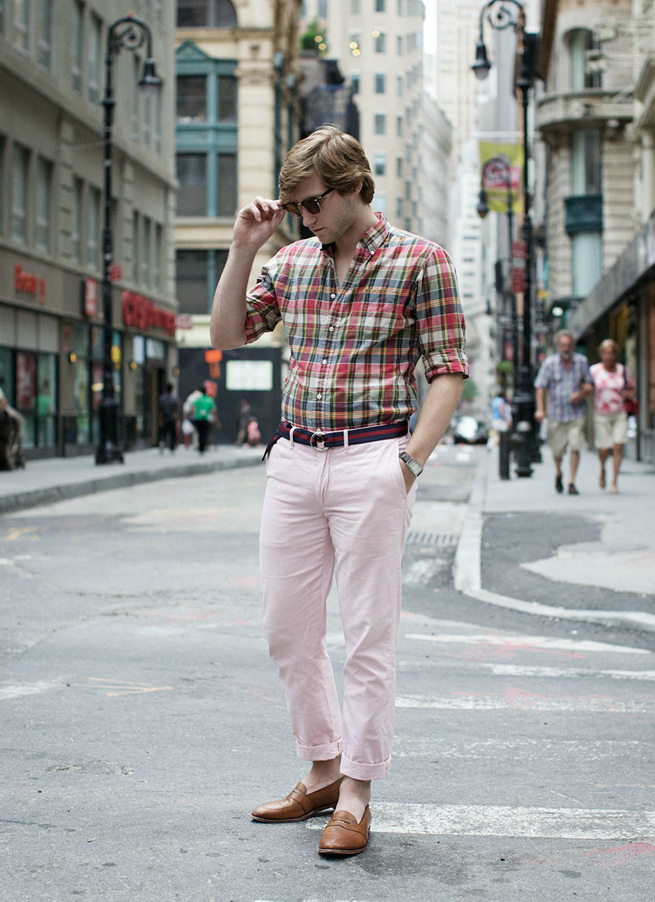 AD 1 HOW TO WEAR A PINK TROUSER DELUXSHIONIST