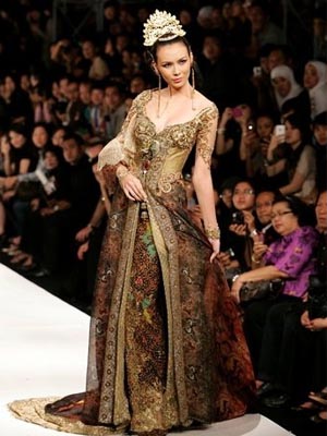 Trend Kebaya Pengantin 2013