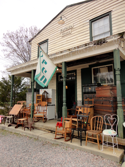 Small Town Travelers Hanover Va Chamberlayn Road Antique Malls