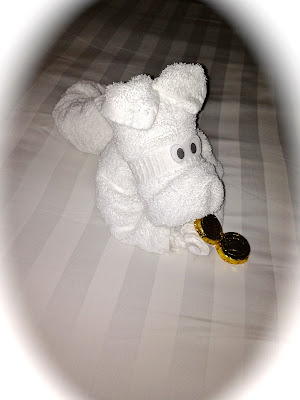Puppy Towel Animal Puppy Towel Animal with gold chocolate coins