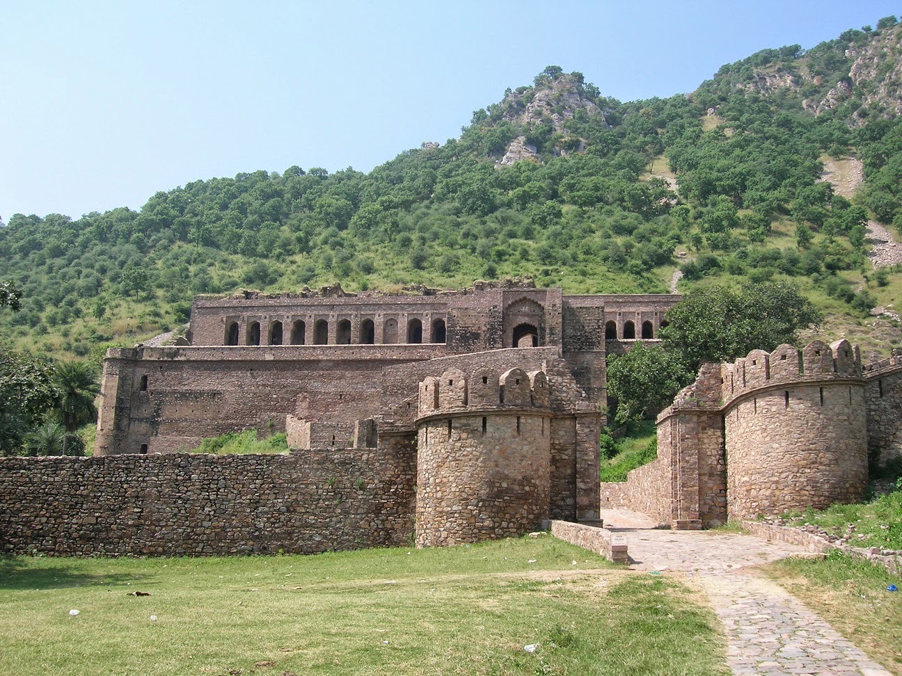 Bhangarh: India's most haunted Place