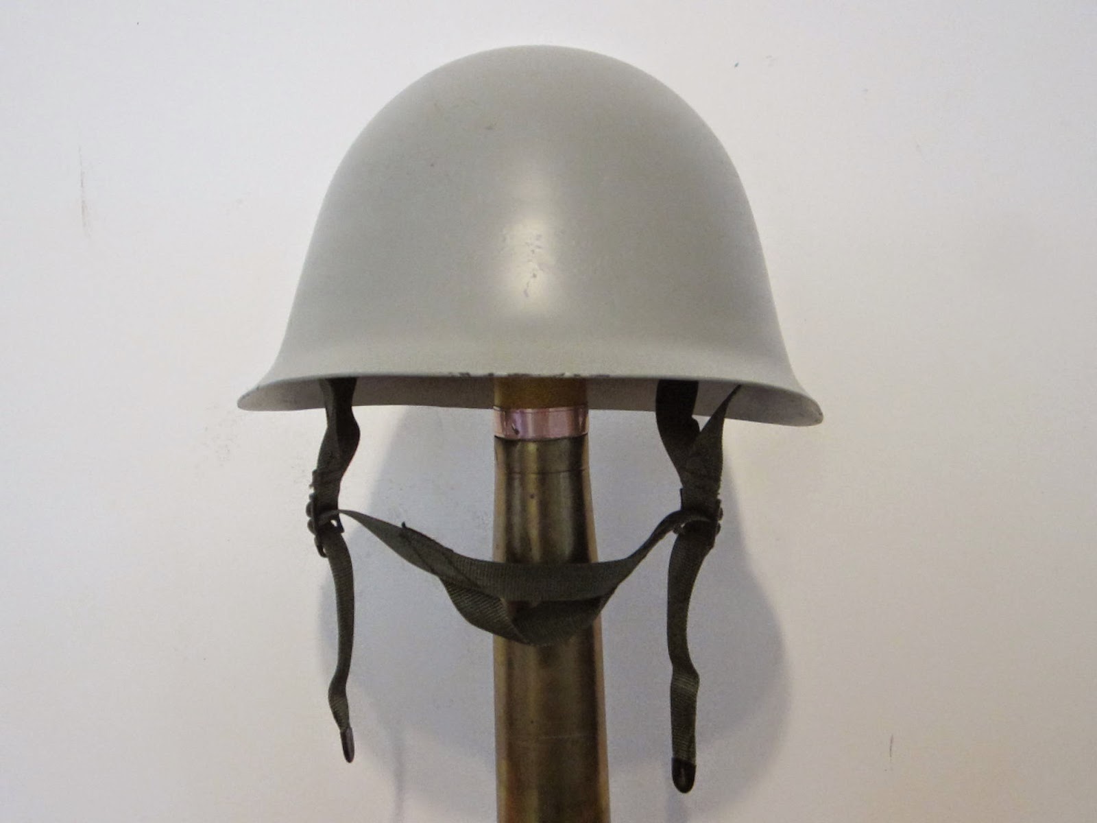 Mannie Gentile Combat Helmets of the 20th Century People's Republic