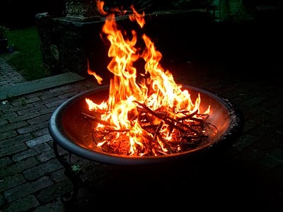 How to Make a Campfire