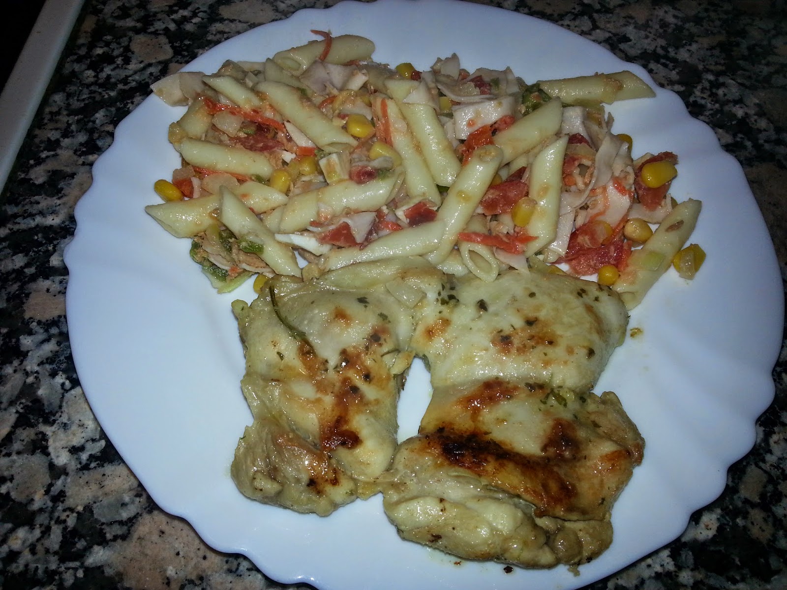 Churrasco De Pollo Con Ensalada De Pasta
