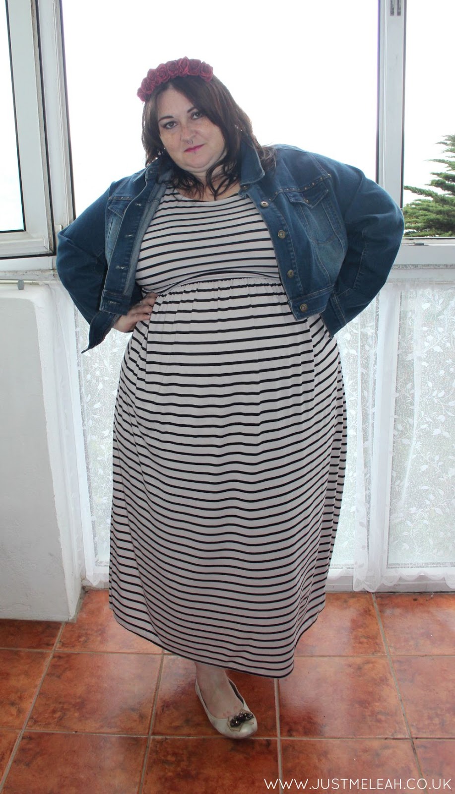 Outfit Stripey maxi dress and denim jacket Love Leah