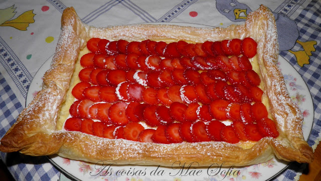 Morangão folhado / Strawberry pie