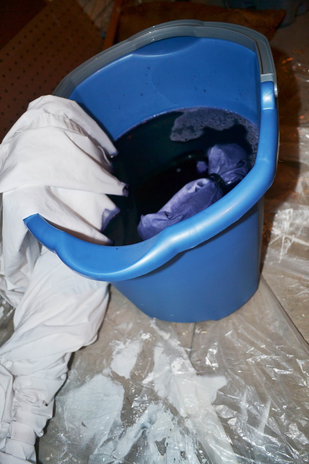 Adventures In Creating Easy Breezy Dip Dye Curtains