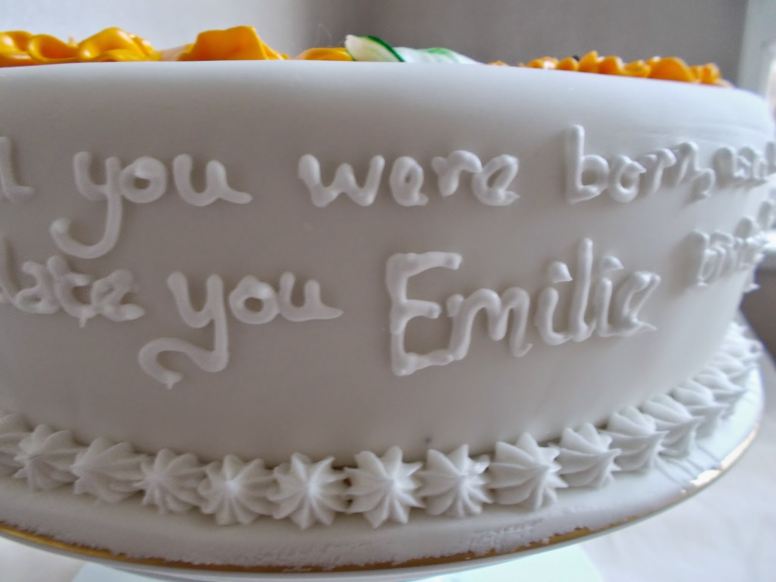 Food and Cakes with Juyee: Emilie's birthday cake