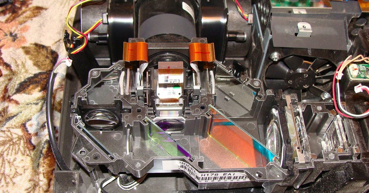 My Commentary and Technical help Epson Powerlite 62C Repair