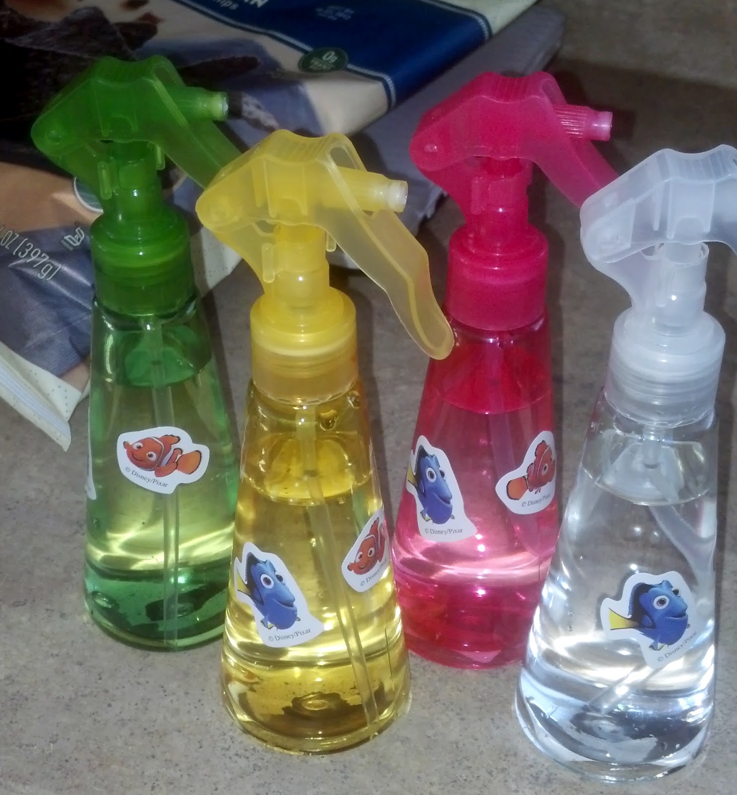 House of Woyaks Spray Bottle Freeze Tag {Toddler Style}