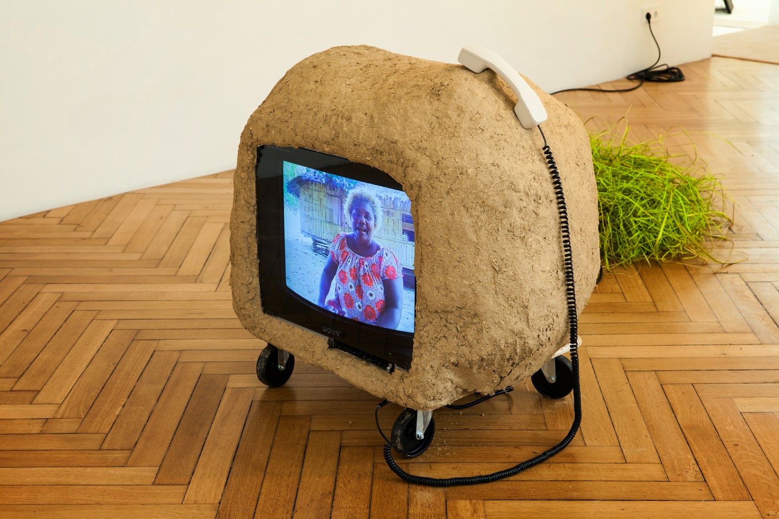 Whitney Biennial 2010 Exhibition Artlinkart Chinese