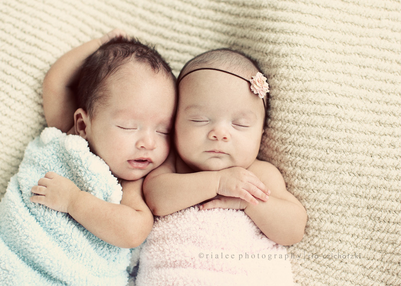 twins-as-babies.jpg