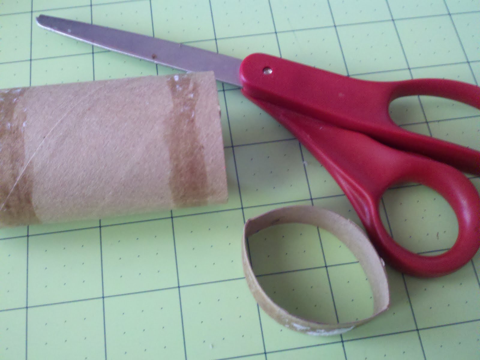 StayAtHomeMomsofEtsy Tutorial Tuesday Bamboo Silk Spring Wreath