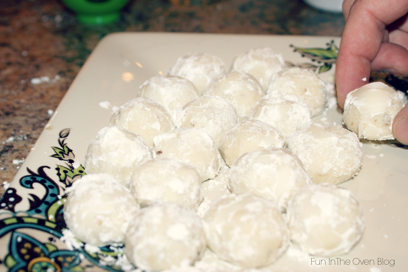 Mexican Wedding Cookies w/ Rum Chata