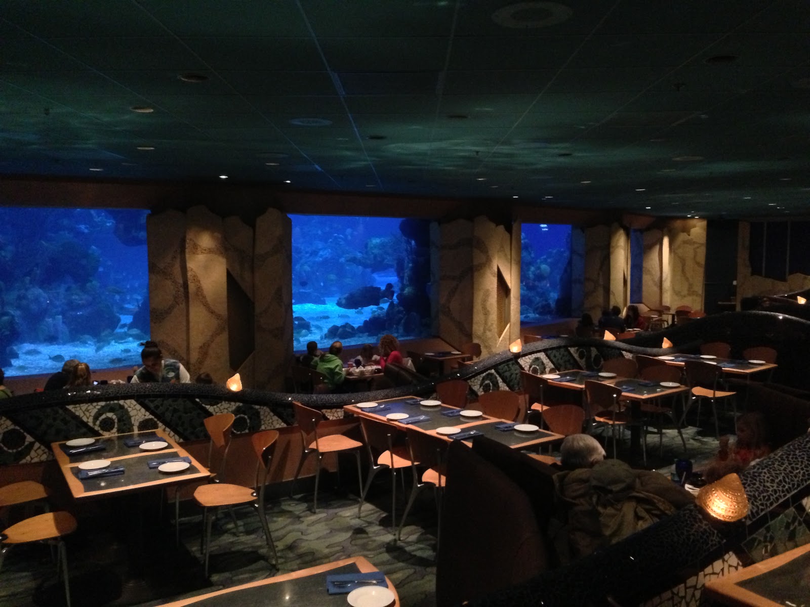 Digital Disney World: DDW Pic 507. Coral Reef Restaurant