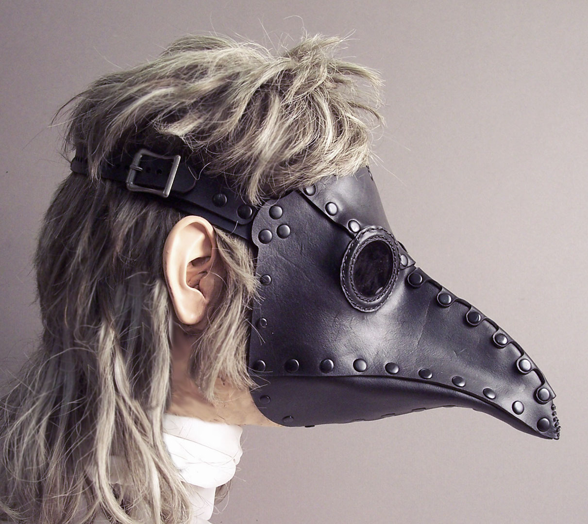 Bubonic+plague+doctor+mask