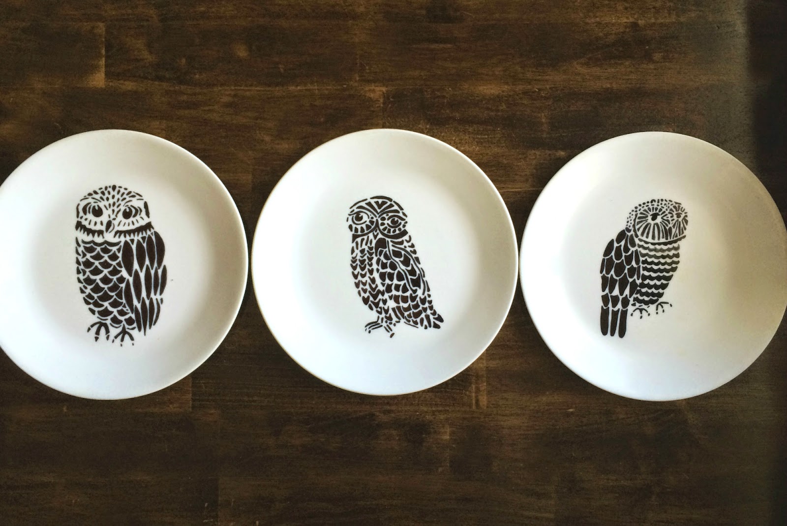 Designer Plates - Stencilgirl Talk Porcelain Plates And Stencils By Stencilgirl designer plates - stencilgirl talk porcelain plates and stencils by stencilgirl