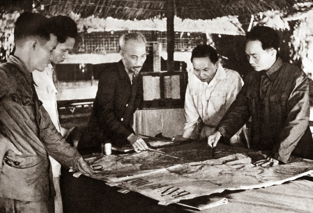 Hình Ảnh đẹp về bác Hồ Chí Minh