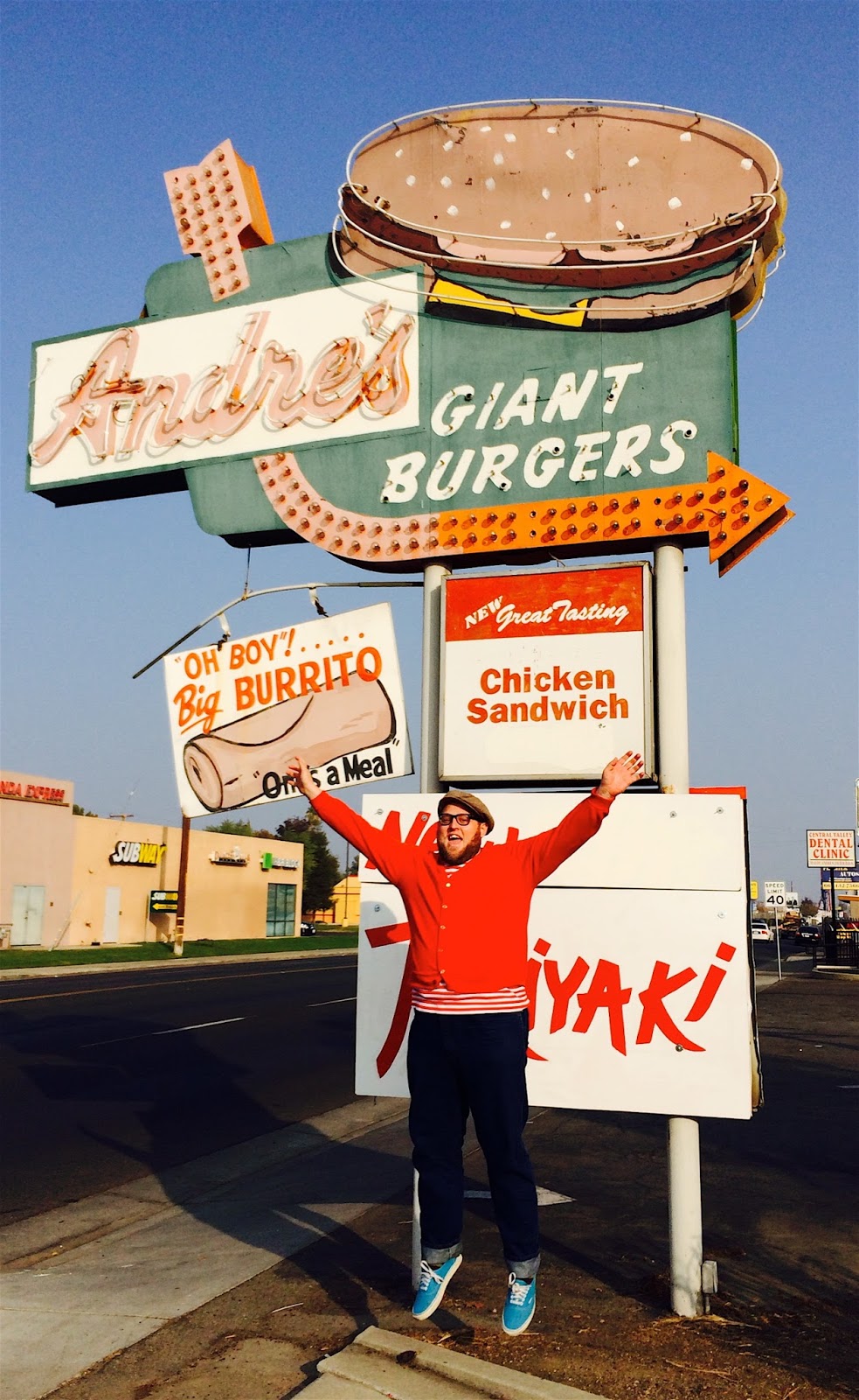 wacky tacky Chow Time Andre's DriveIn