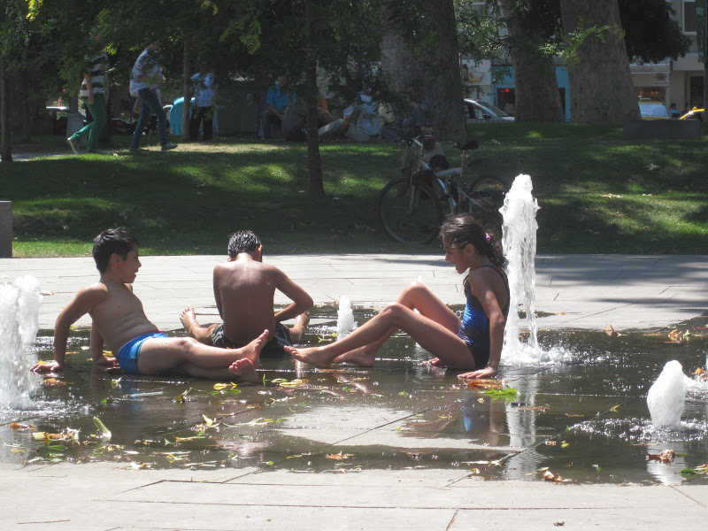 OĞLAK KIZLARI Kandilli İskelesi, Anadolu kavağı ve Bebek