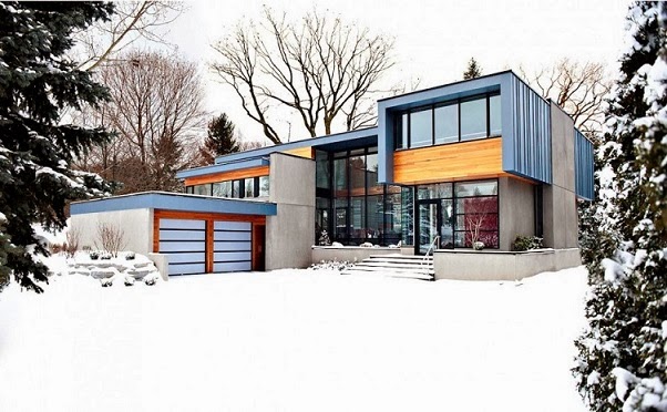 Casa moderna en Thorncrest por Altius Architecture, Ontario, Canadá