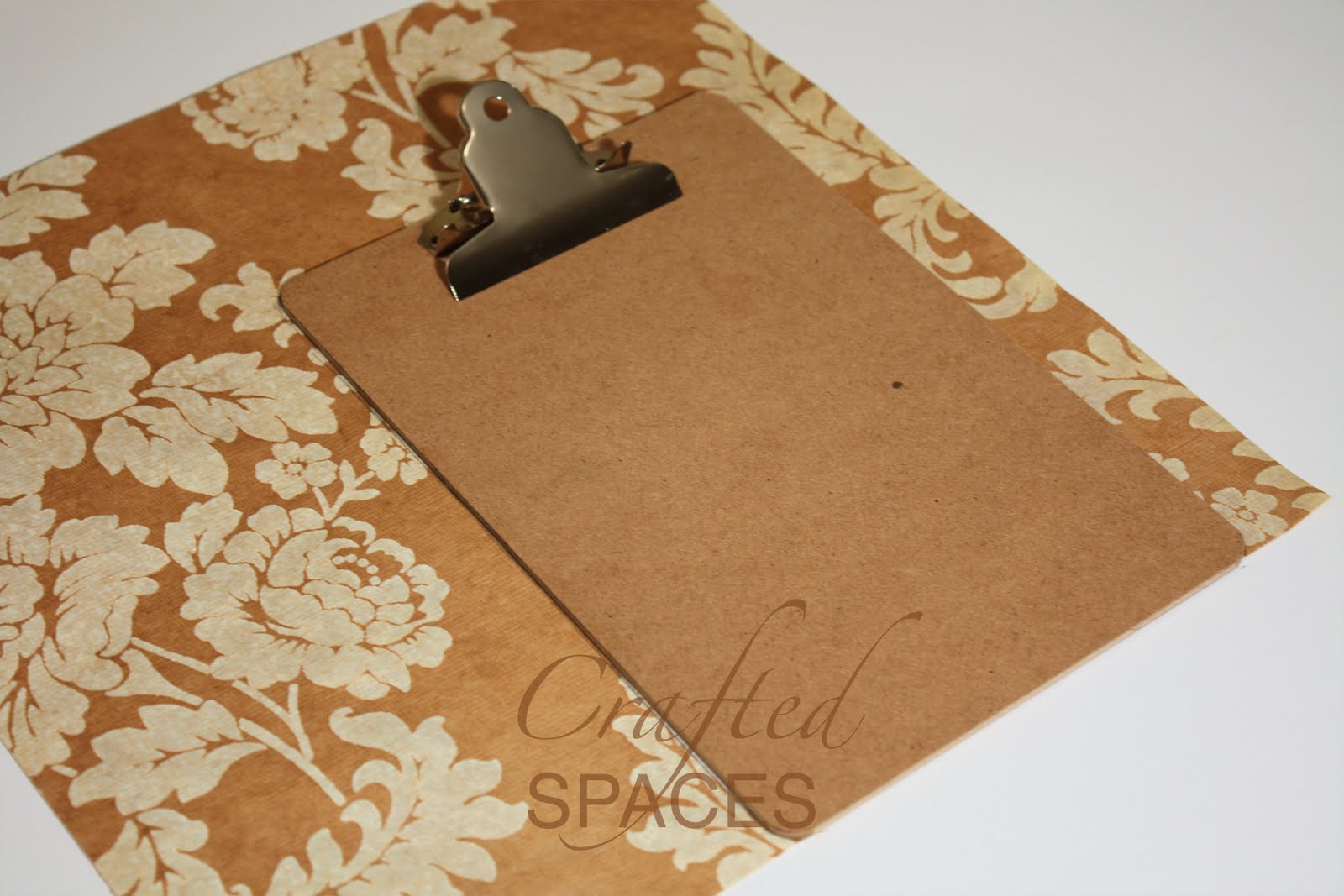 how to cover a clipboard