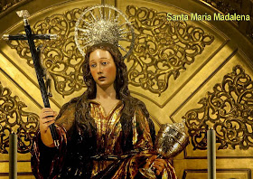 Santa Maria Madalena, com a Cruz da penitência e o vaso do bálsamo preciosíssimo. Sevilha, Espanha.