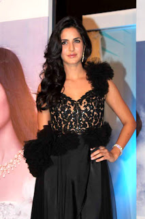 Katrina Kaif @  unveil of Nakshatra's new logo