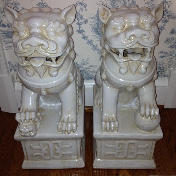 Chinoiserie Chic White Foo Dogs Inspiration And Sourcing