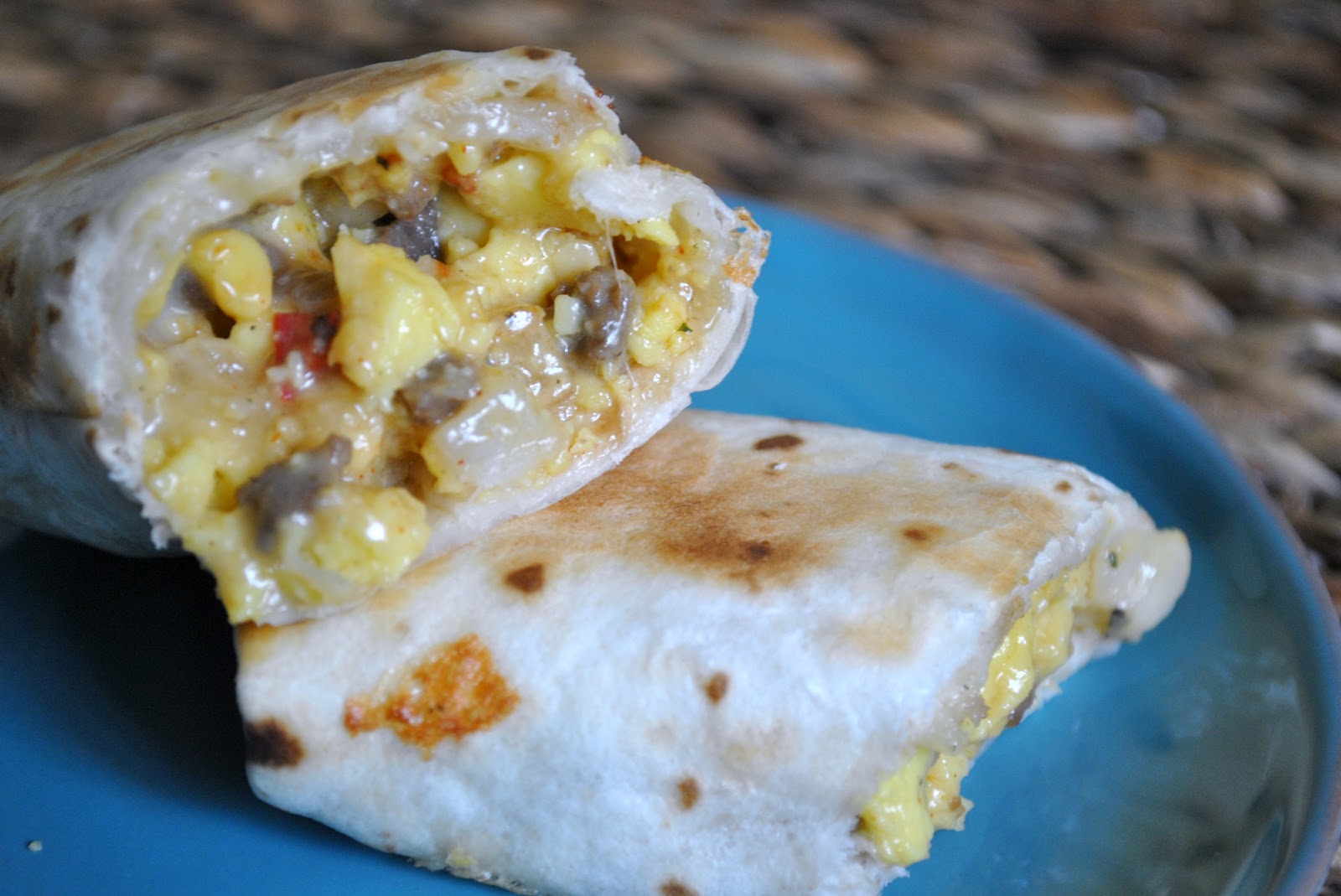 Foodette Reviews Dunkin Donuts' Southwest Steak and Southwest Veggie