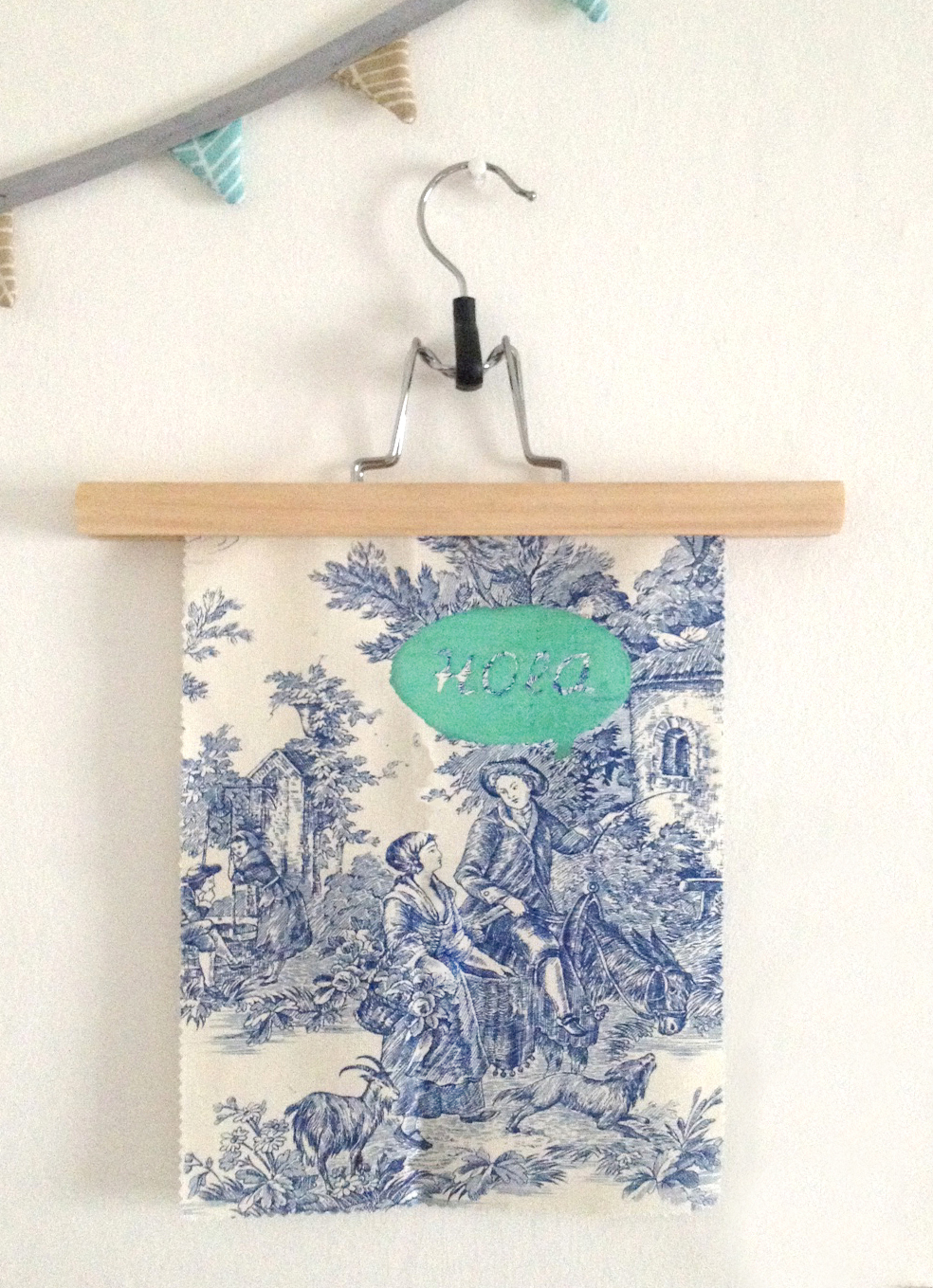 Vivid Please DIY How To Make Your Own Screen Print