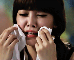 Soyeon+T-ara+Crying+GIF+(3).gif