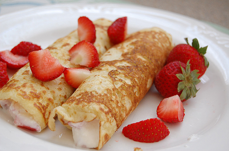 Bake This. Eat That. Then Move! Glutenfree Ricotta Strawberry Crepes